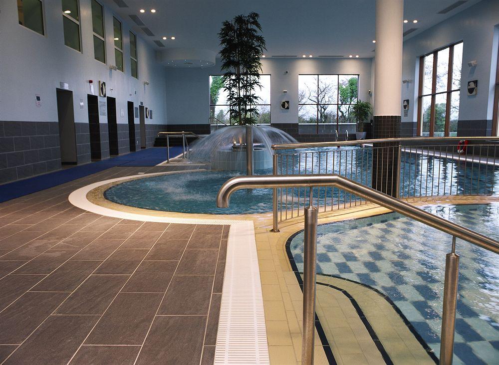 Mcwilliam Park Hotel Claremorris Extérieur photo