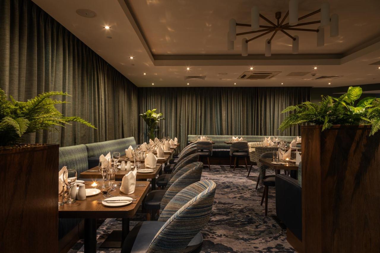 Mcwilliam Park Hotel Claremorris Extérieur photo