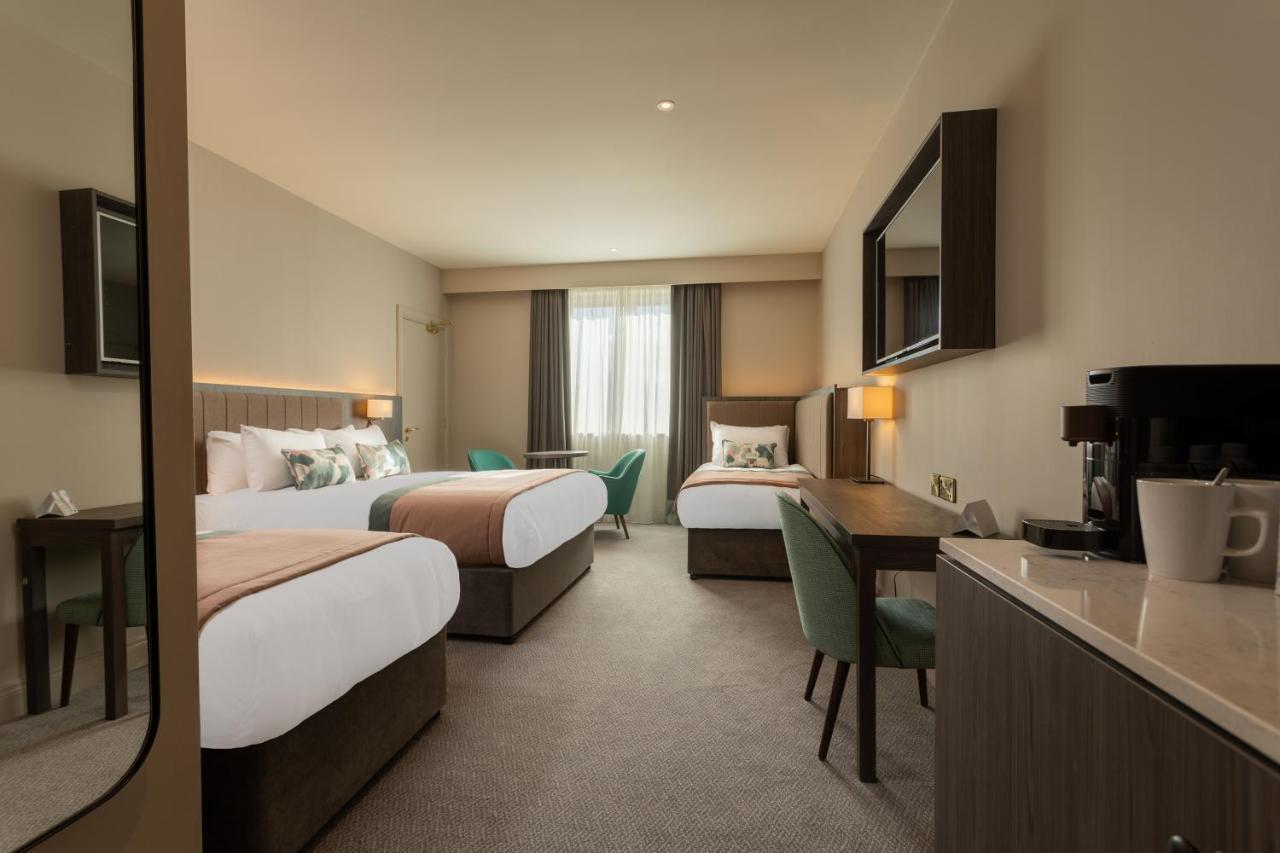 Mcwilliam Park Hotel Claremorris Extérieur photo