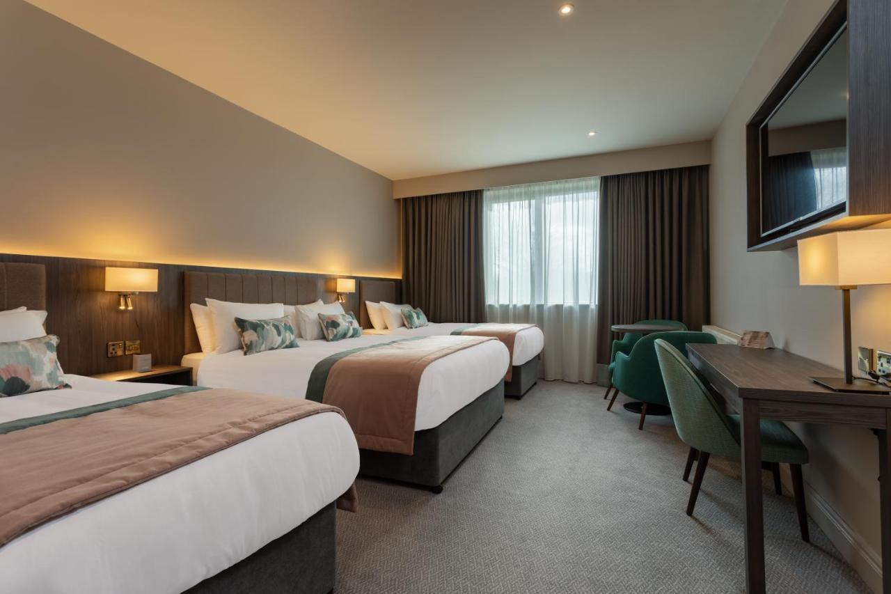 Mcwilliam Park Hotel Claremorris Extérieur photo