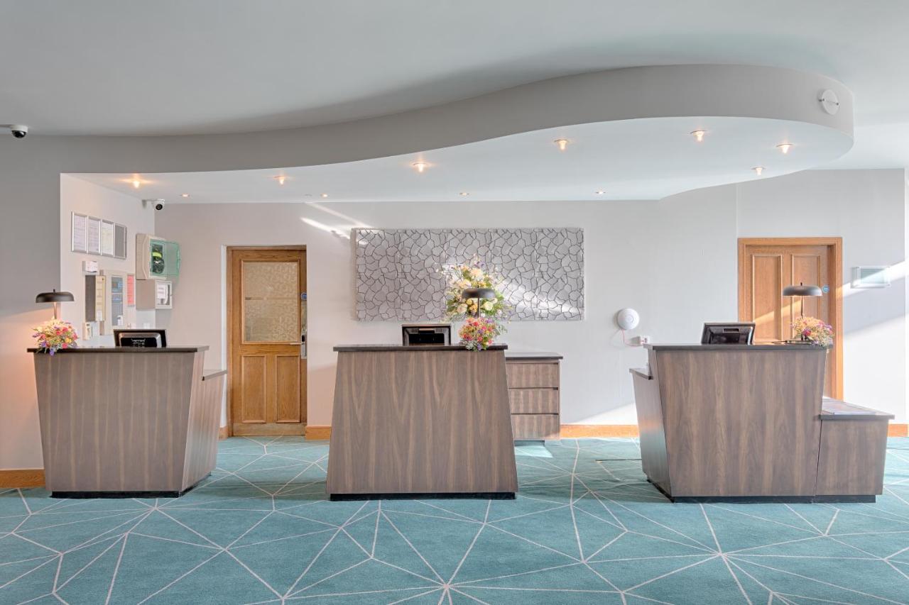 Mcwilliam Park Hotel Claremorris Extérieur photo