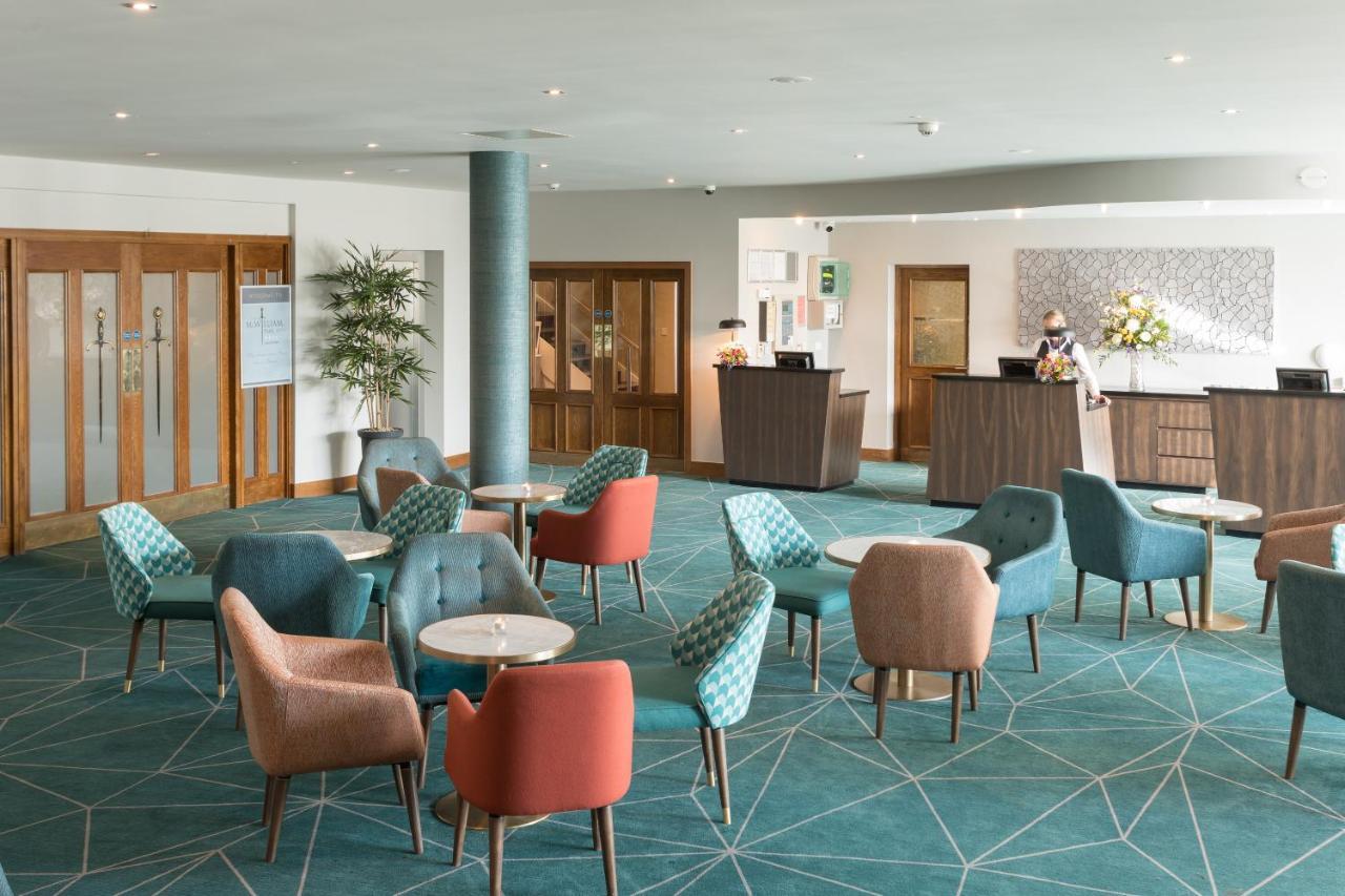 Mcwilliam Park Hotel Claremorris Extérieur photo