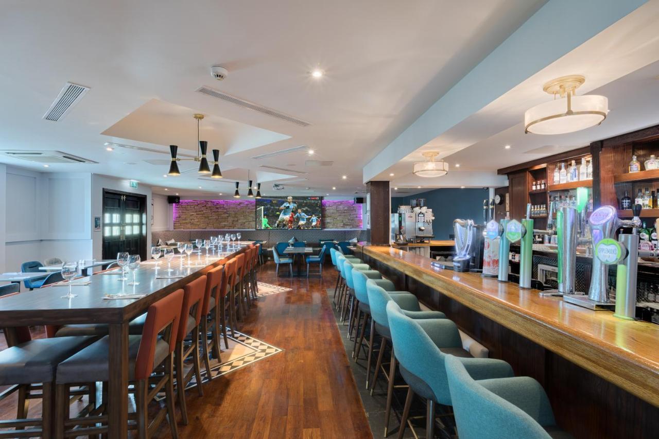 Mcwilliam Park Hotel Claremorris Extérieur photo
