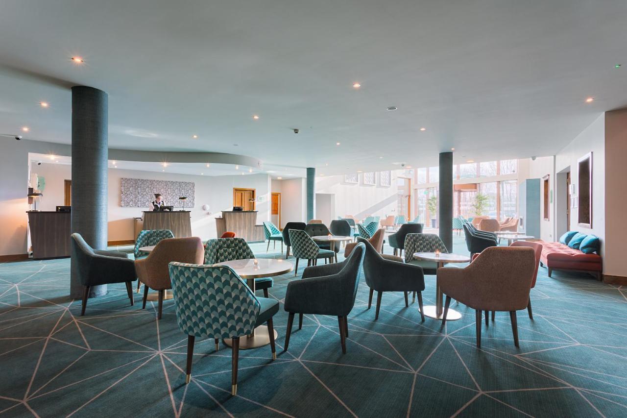 Mcwilliam Park Hotel Claremorris Extérieur photo